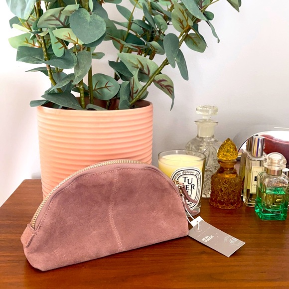 H&M Bags Blush Suede Makeup Bag Poshmark